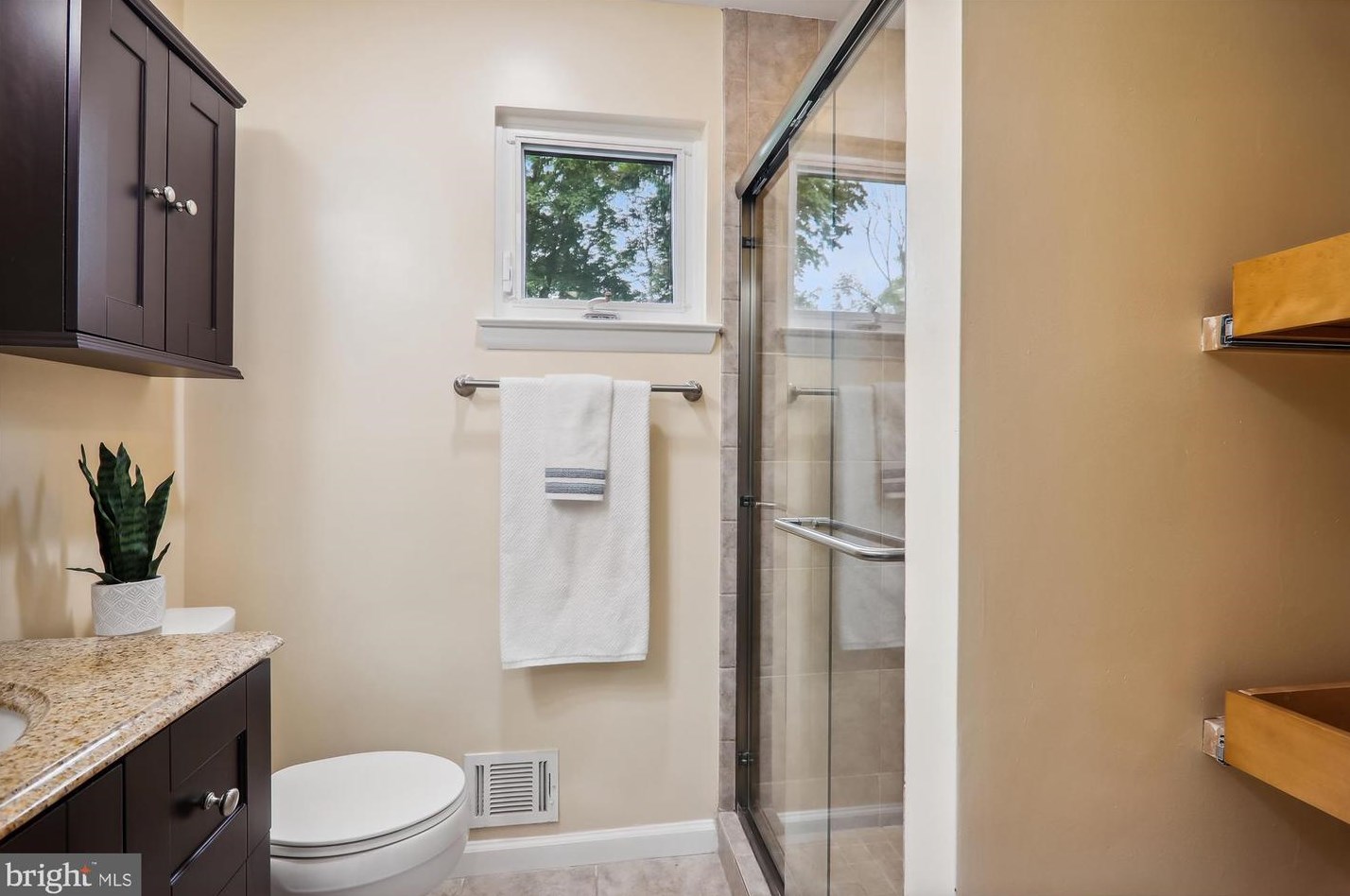 300 Lamberton Dr, Silver Spring MD 20902-3069 exterior