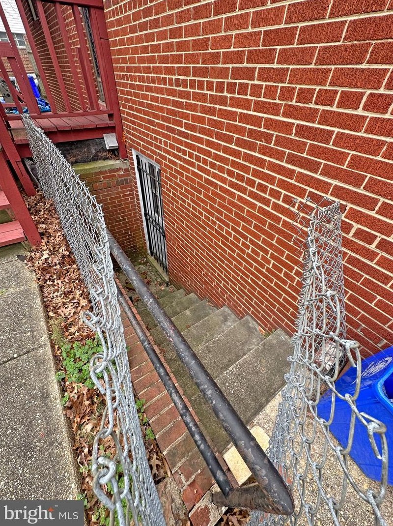 9303 New Hampshire Ave, Silver Spring MD 20905-5625 exterior