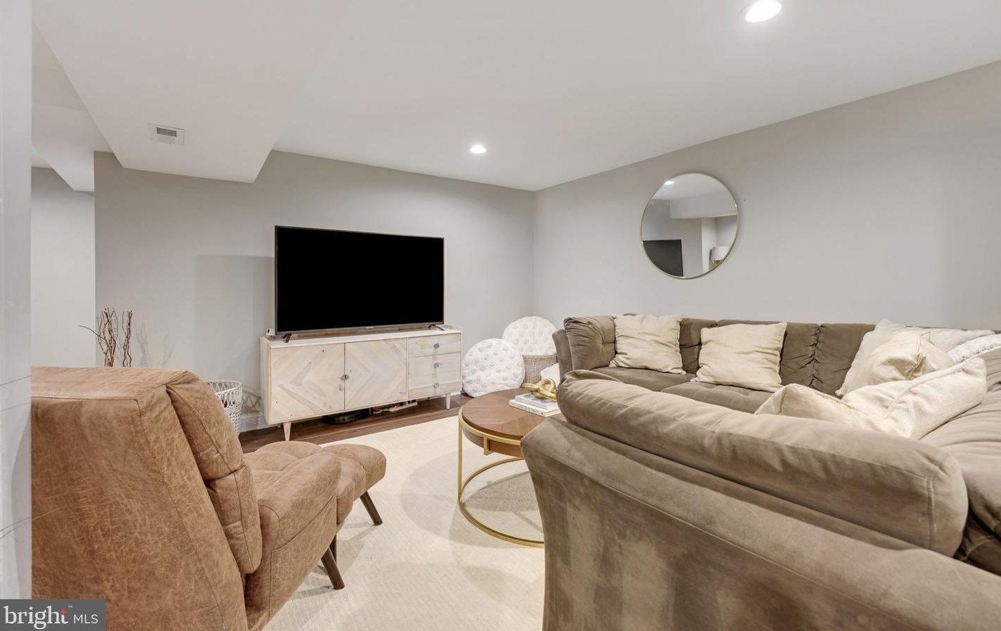 10301 Lariston Ln, Silver Spring MD 20903-1314 exterior