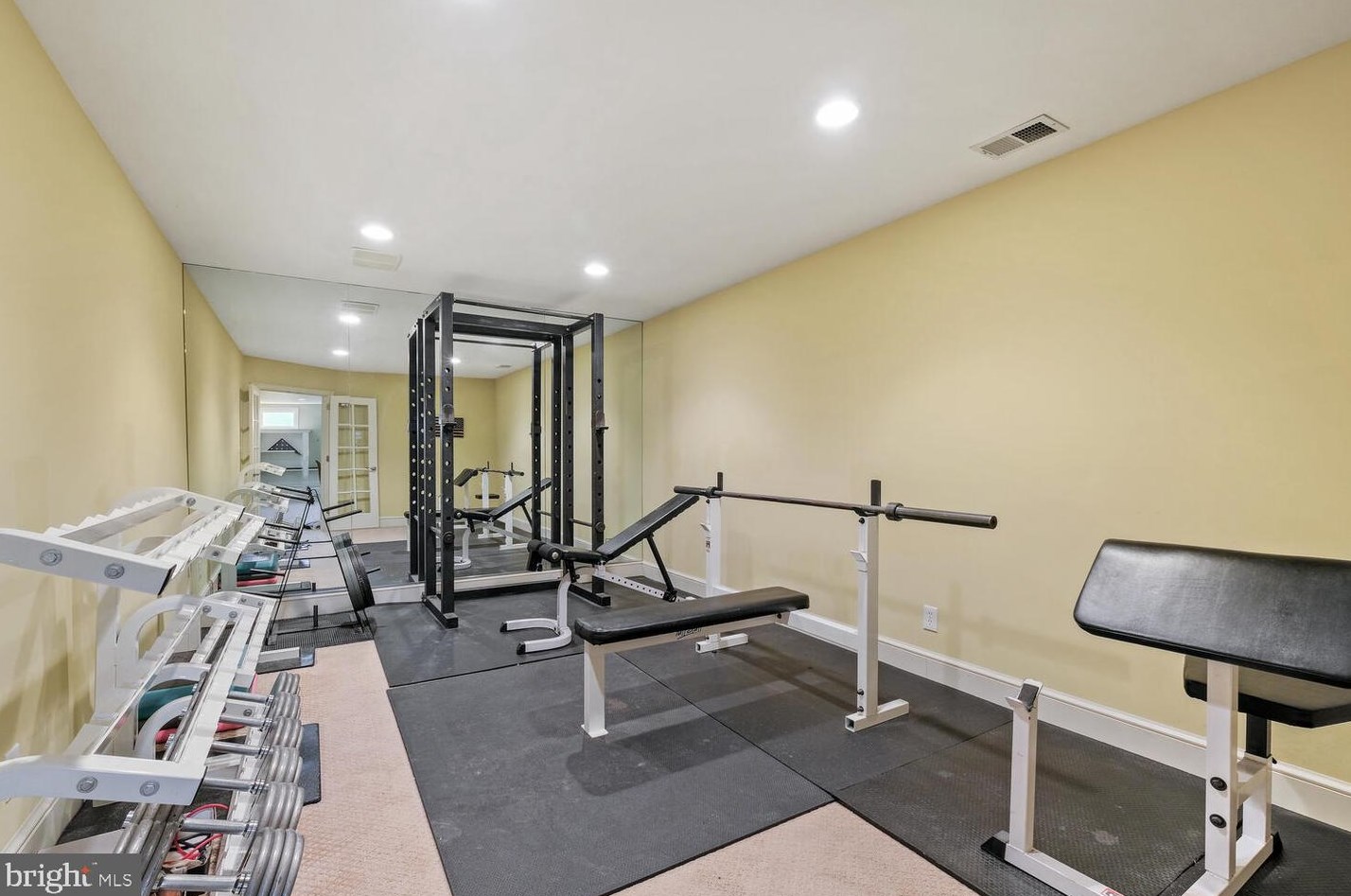 15506 Norman Dr, Gaithersburg MD 20878-3525 exterior