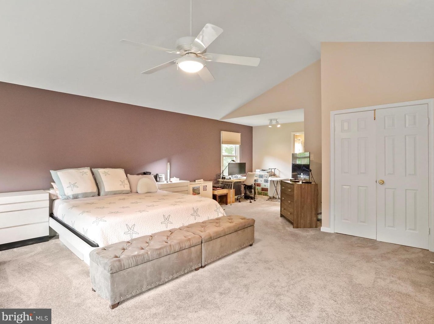 15604 Twin Vly Ct, Silver Spring MD 20906-1042 exterior