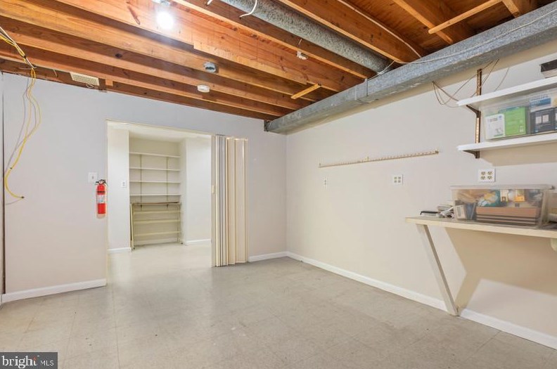 13219 Rippling Brk Dr, Silver Spring MD 20906-5314 exterior