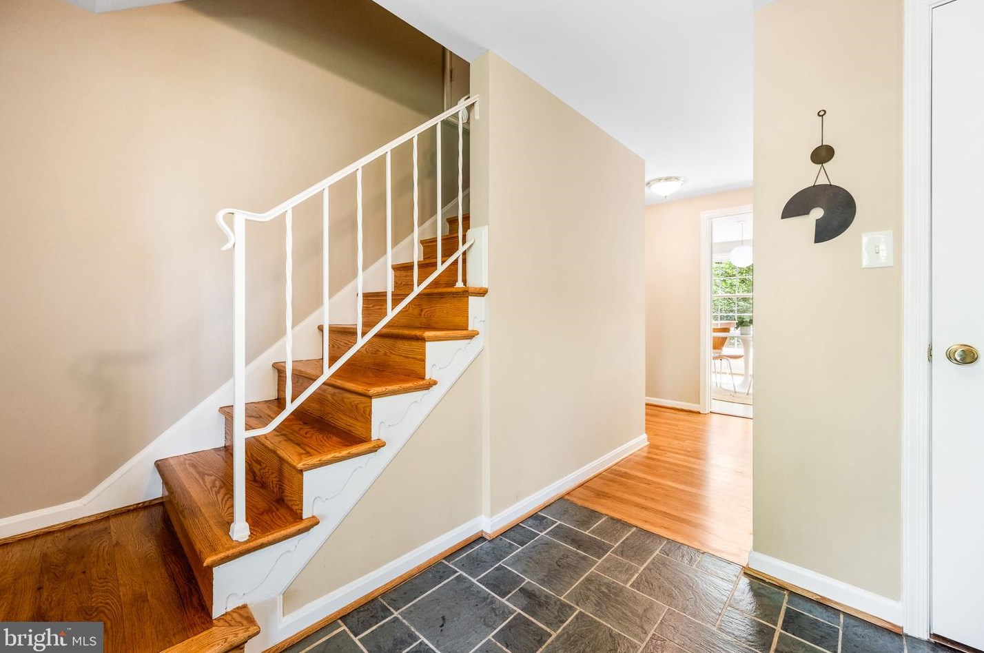 1830 Greenplace Ter, Rockville MD 20850-2942 exterior