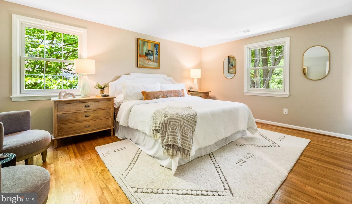 1830 Greenplace Ter, Rockville MD 20850-2942 exterior