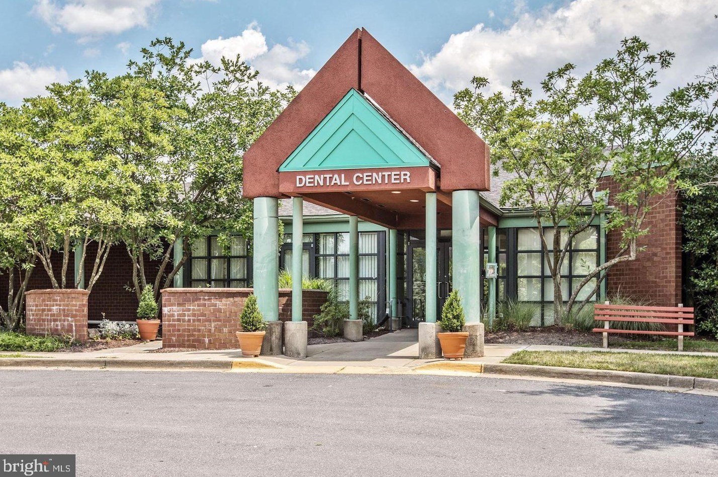 15101 Interlachen Dr, Silver Spring MD 20906-5601 exterior