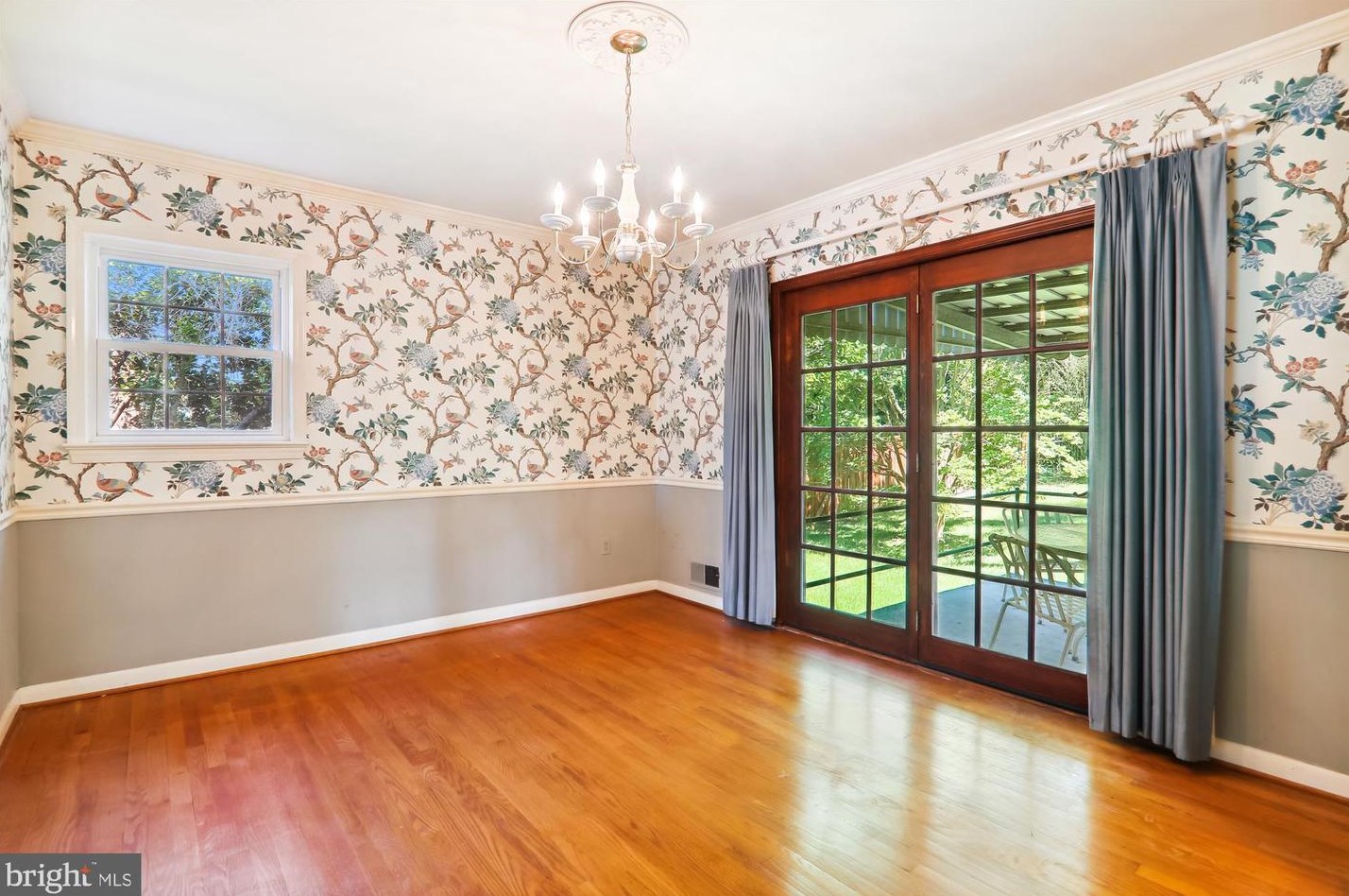 812 Venice Dr, Silver Spring MD 20904-2065 exterior