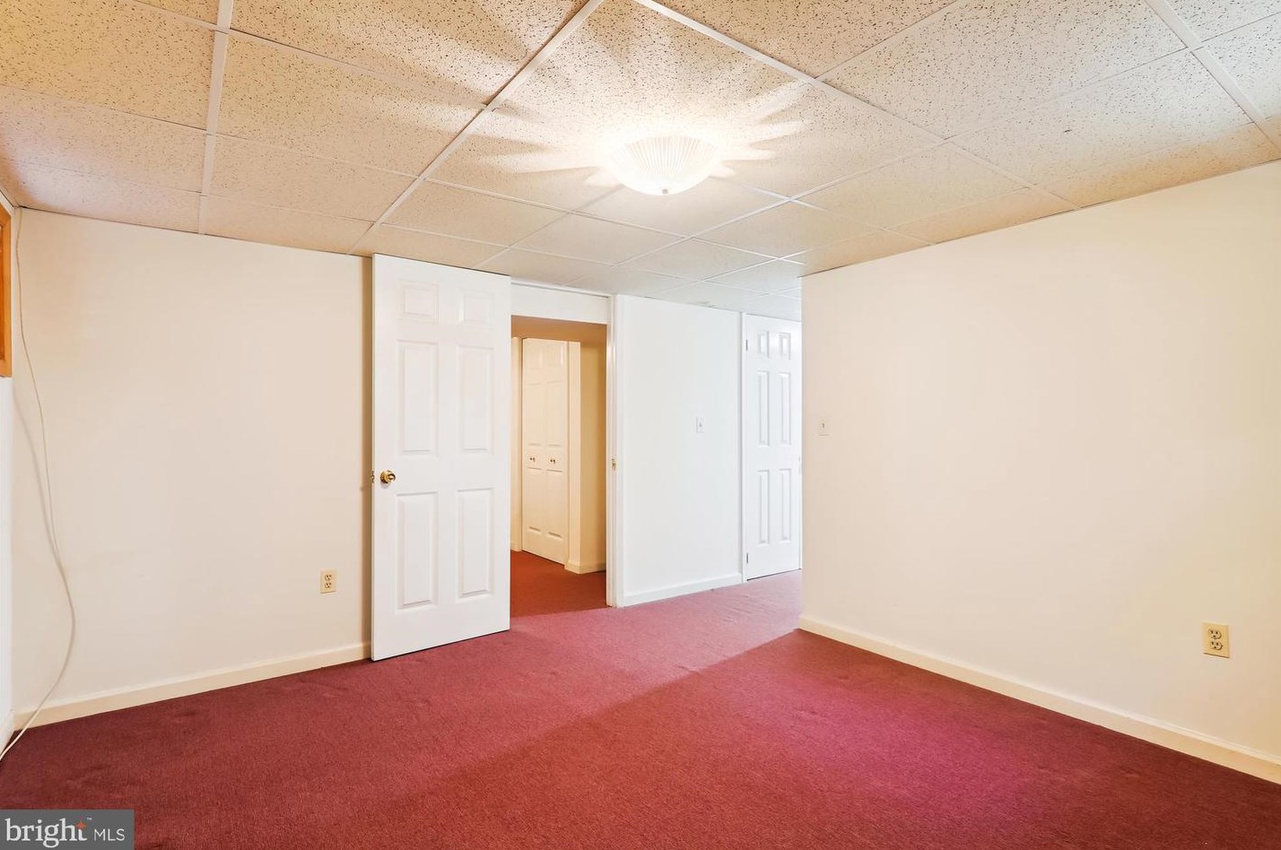 812 Venice Dr, Silver Spring MD 20904-2065 exterior