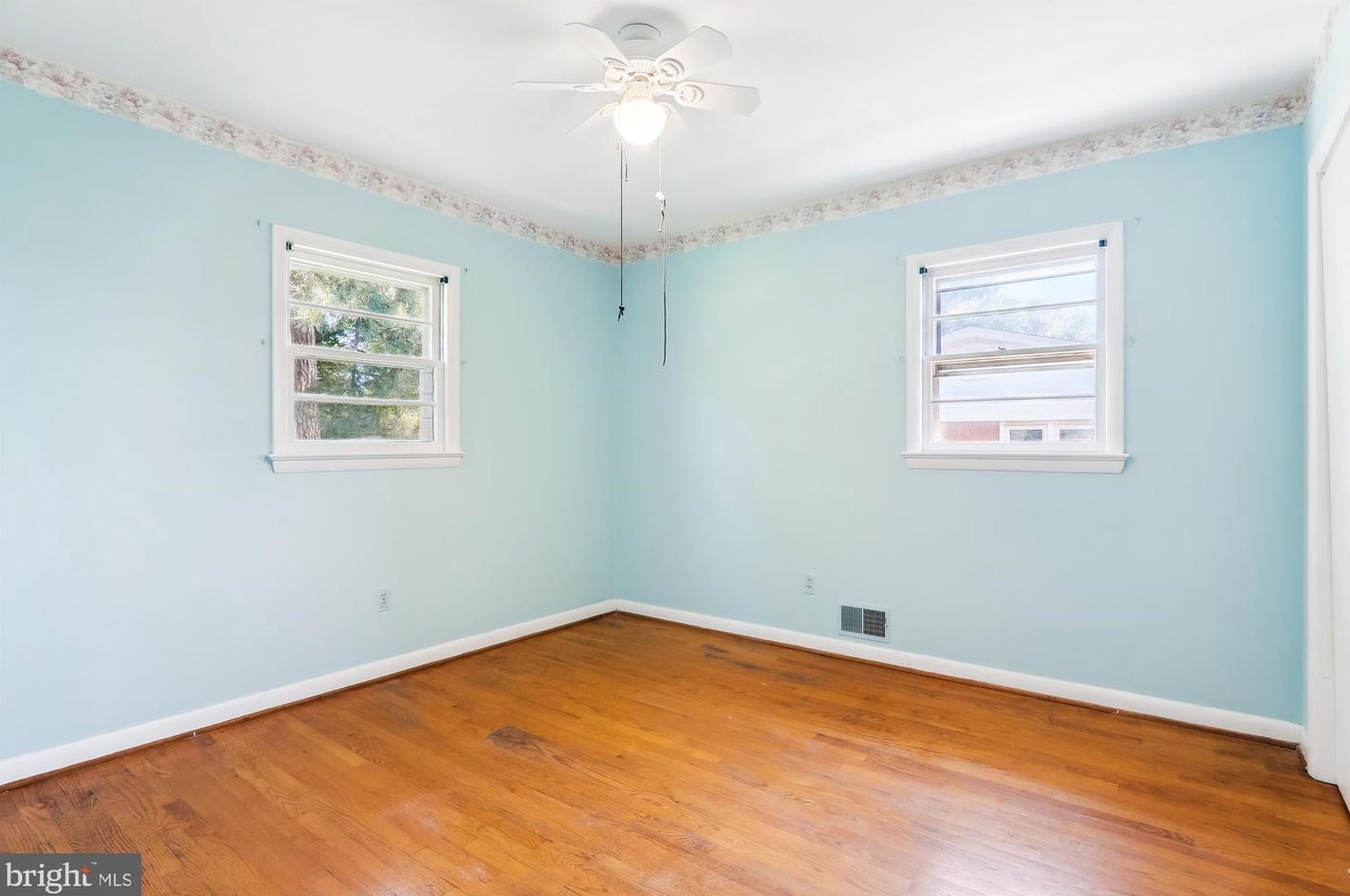 812 Venice Dr, Silver Spring MD 20904-2065 exterior