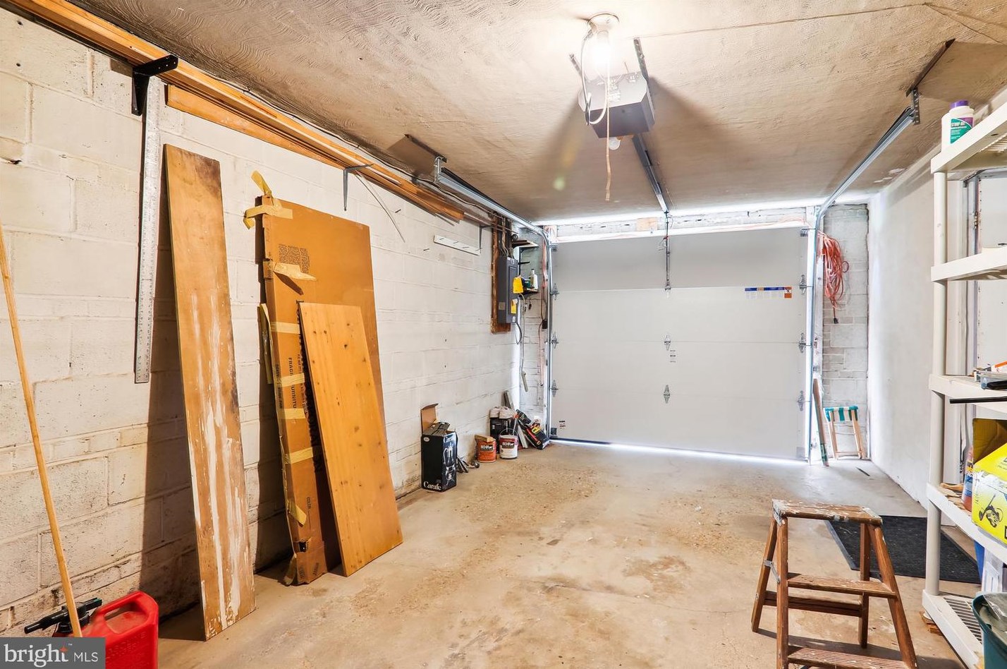 812 Venice Dr, Silver Spring MD 20904-2065 exterior