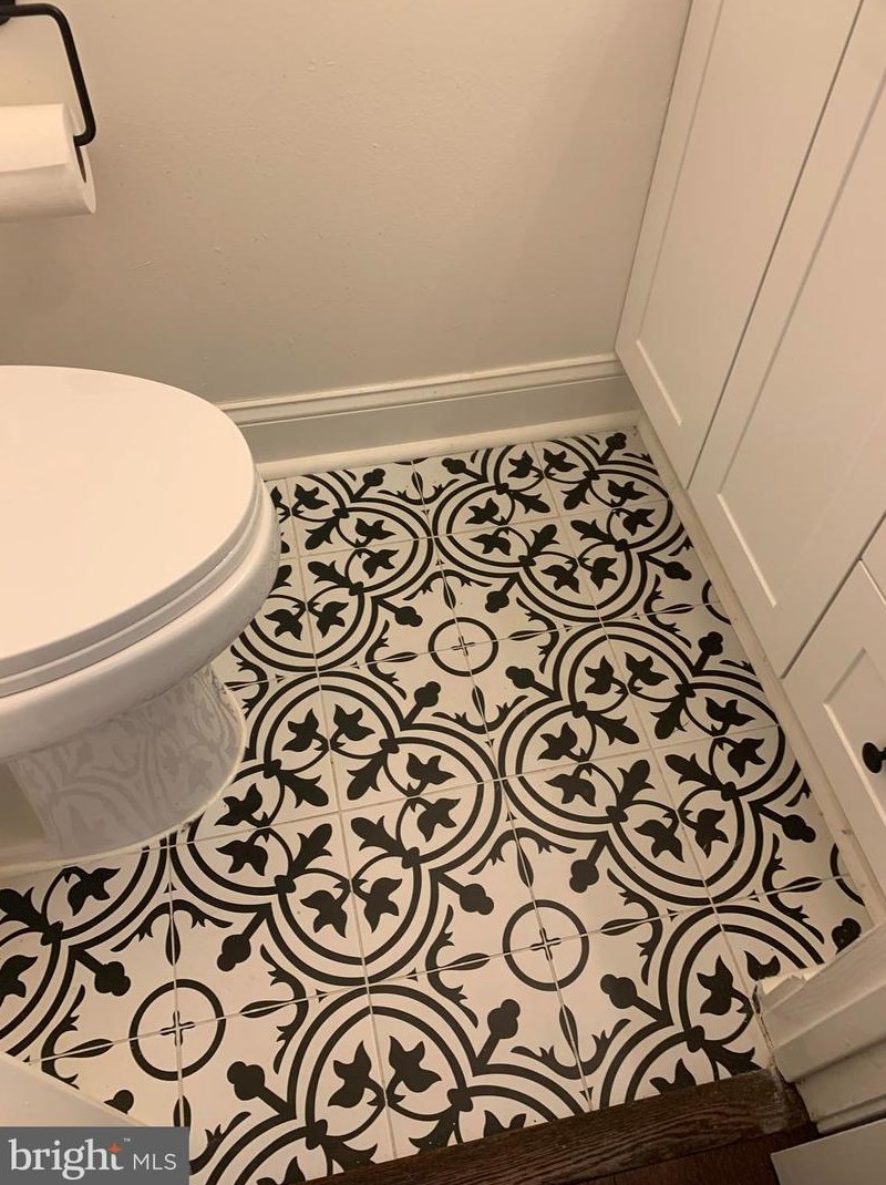 16 Wilcox Ct, Silver Spring MD 20906-5935 exterior