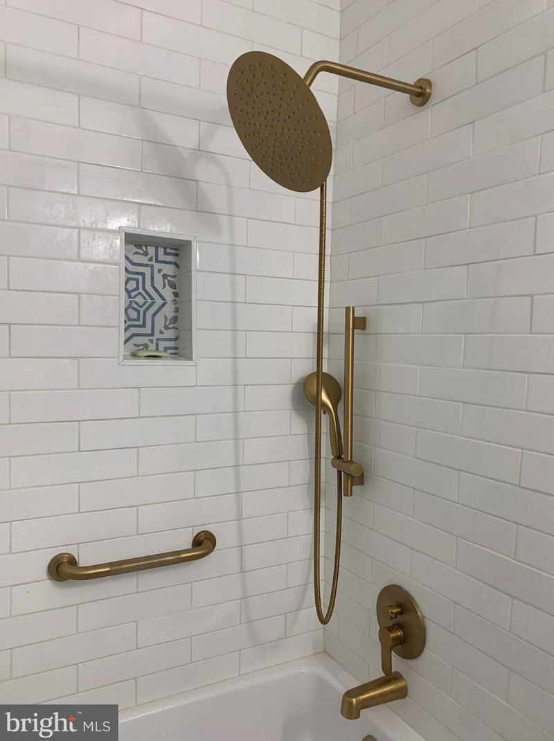 16 Wilcox Ct, Silver Spring MD 20906-5935 exterior