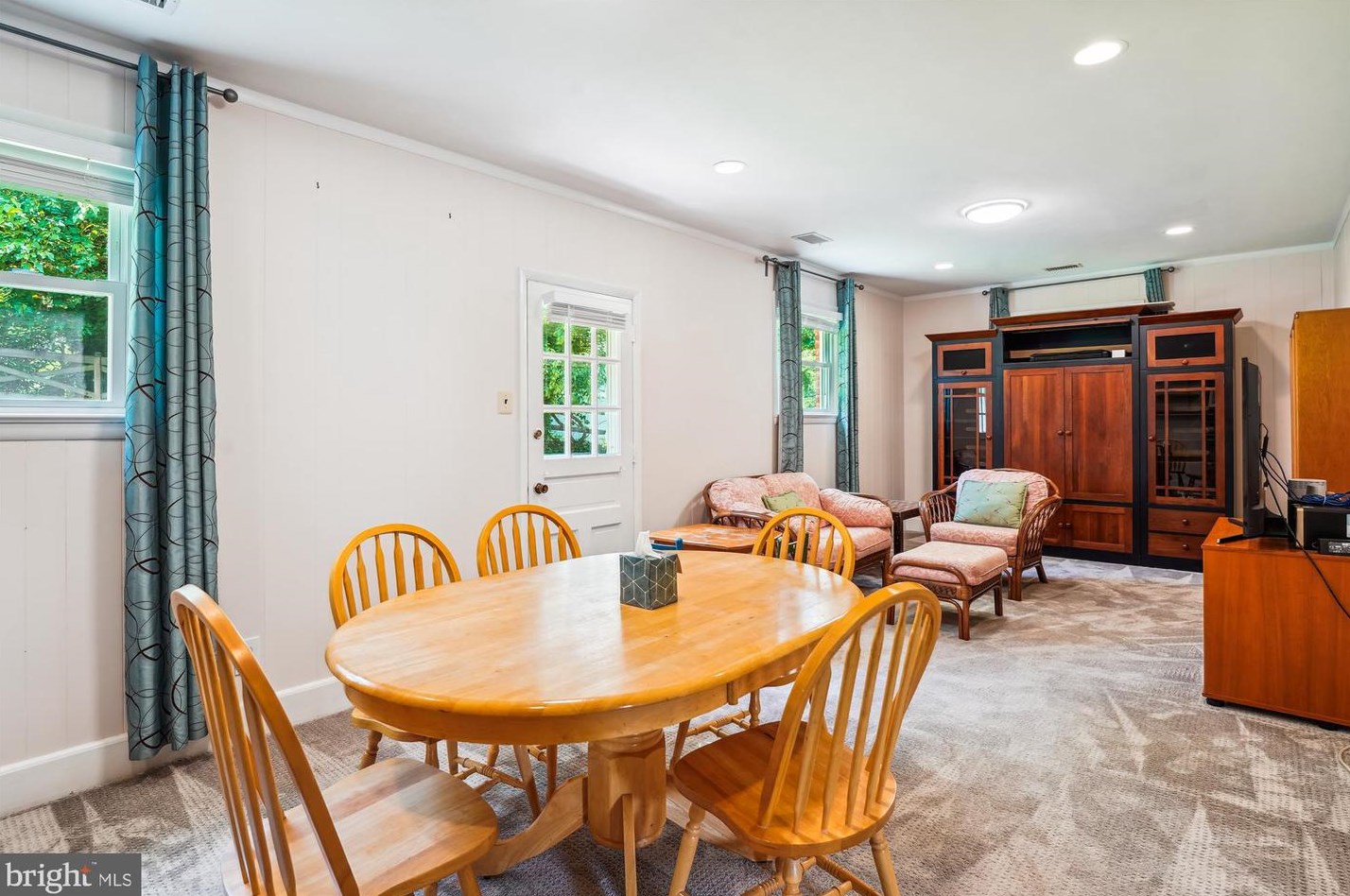 17809 Princess Anne Dr, Olney MD  20832-2218 exterior