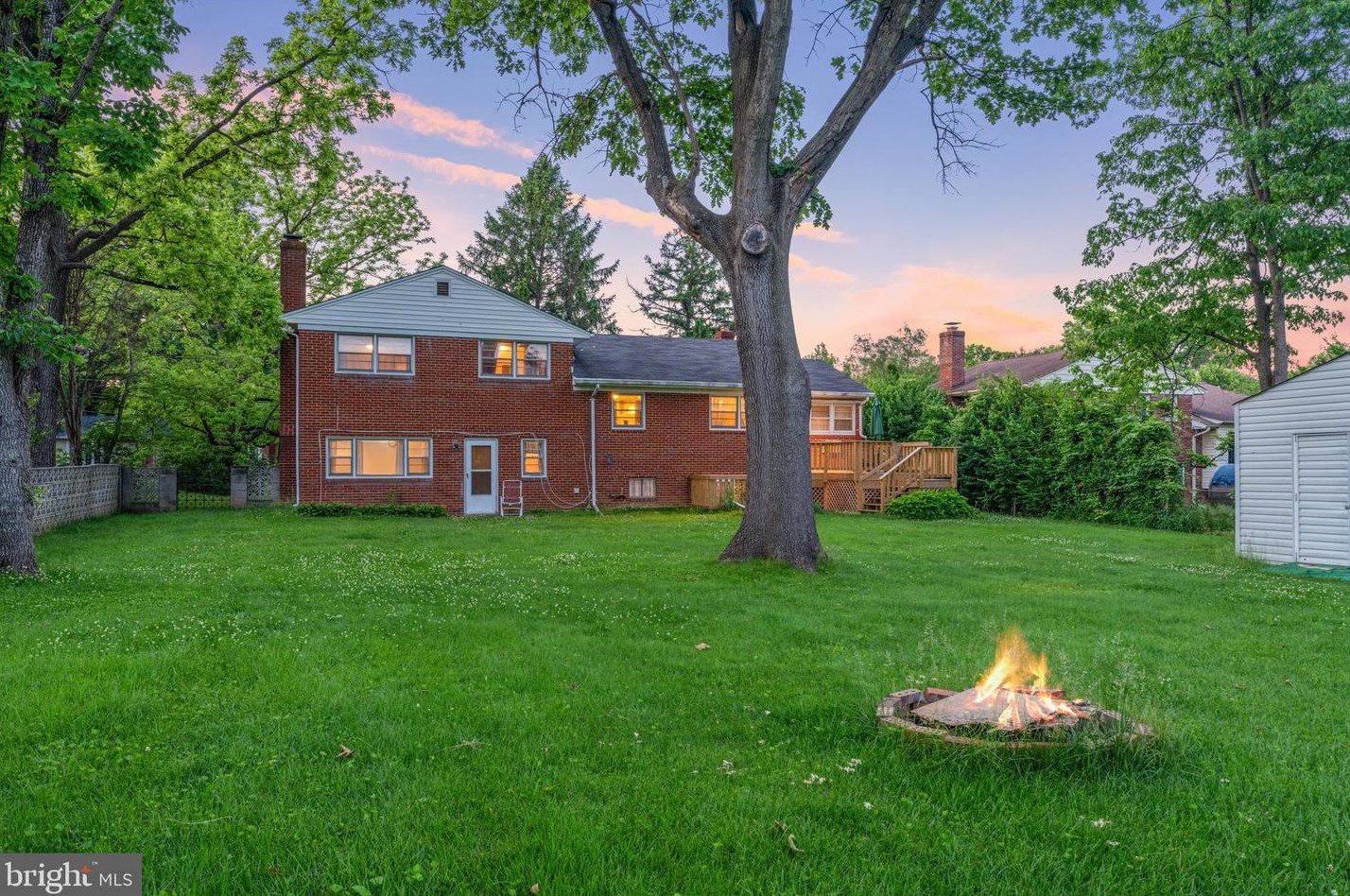 703 Winhall Way, Silver Spring MD 20904-2075 exterior