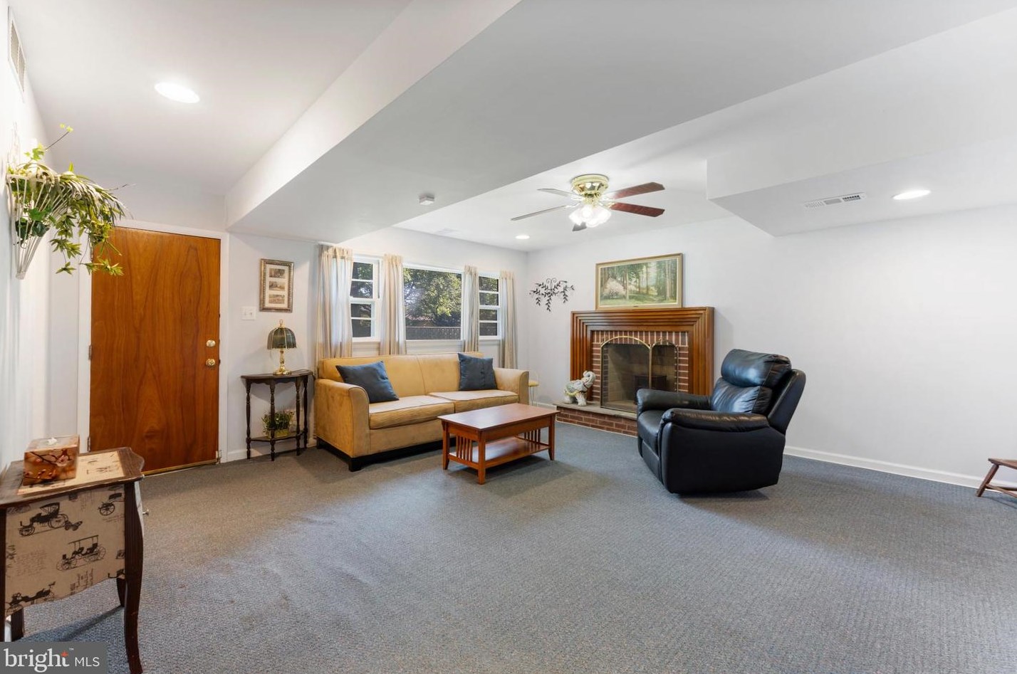 703 Winhall Way, Silver Spring MD 20904-2075 exterior