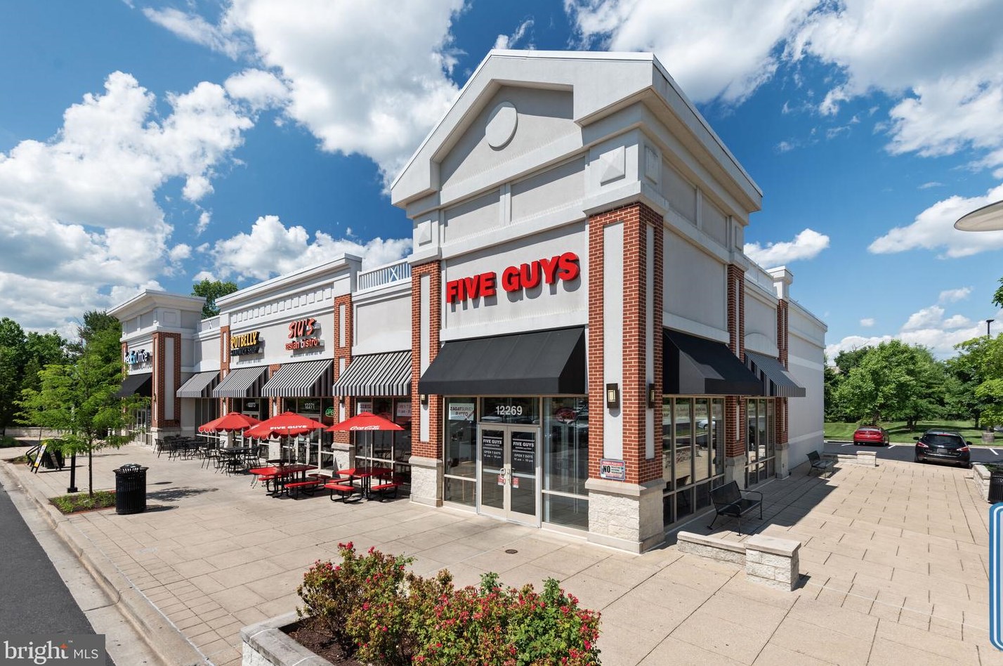 2041 Featherwood St, Silver Spring MD 20904-6637 exterior