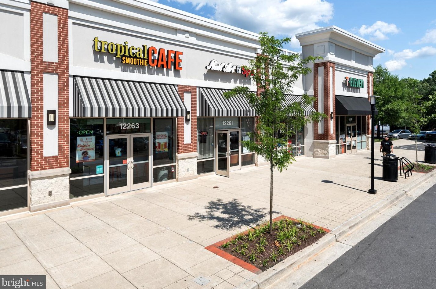 2041 Featherwood St, Silver Spring MD 20904-6637 exterior