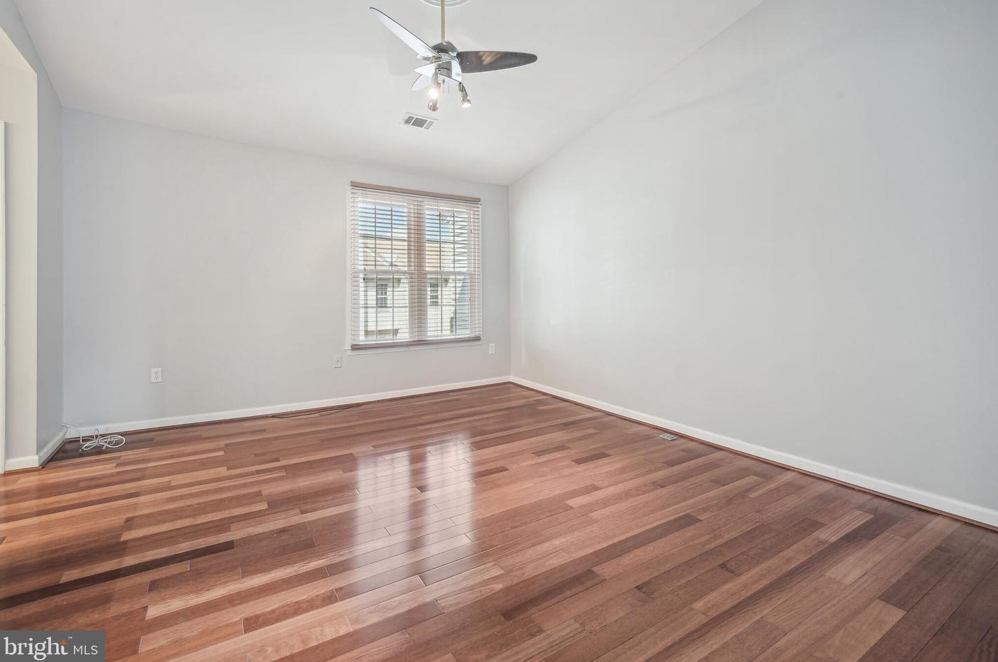 2041 Featherwood St, Silver Spring MD 20904-6637 exterior