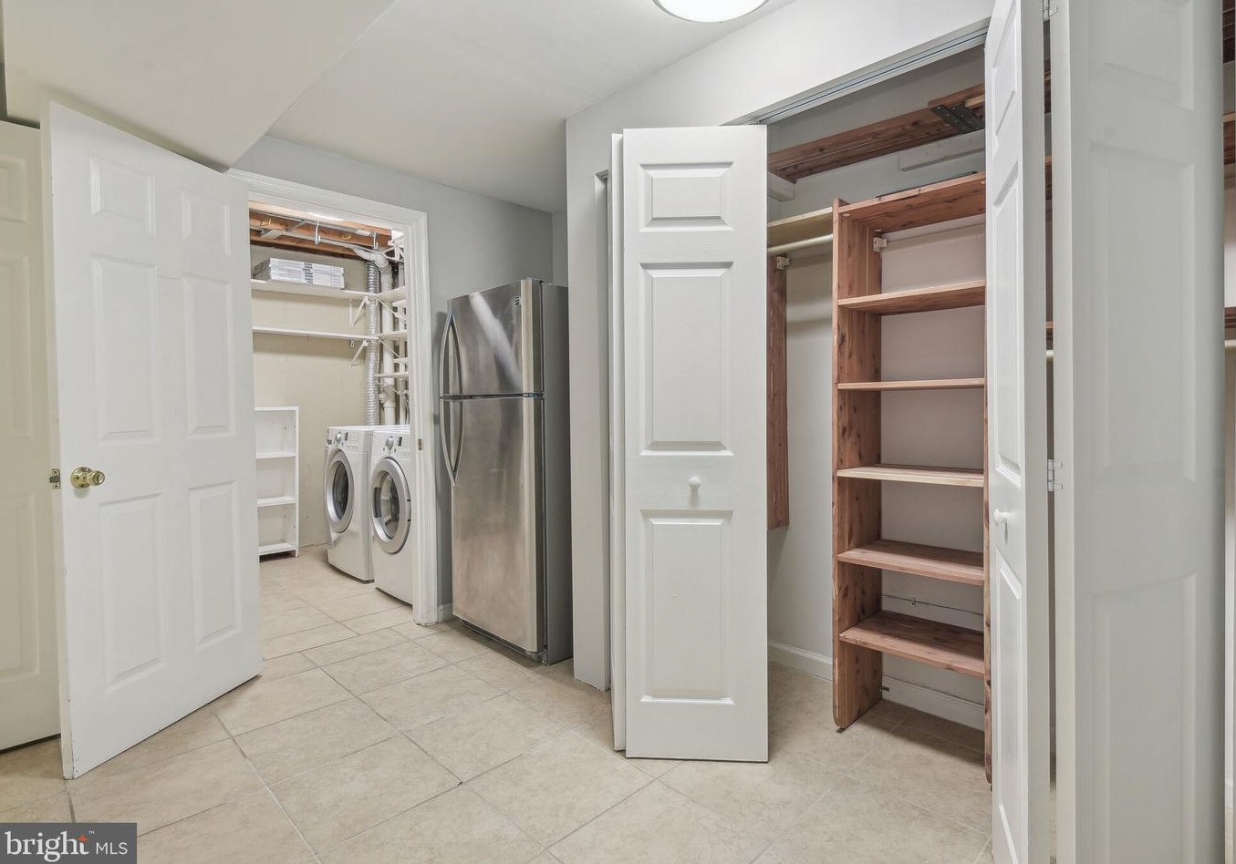 2041 Featherwood St, Silver Spring MD 20904-6637 exterior