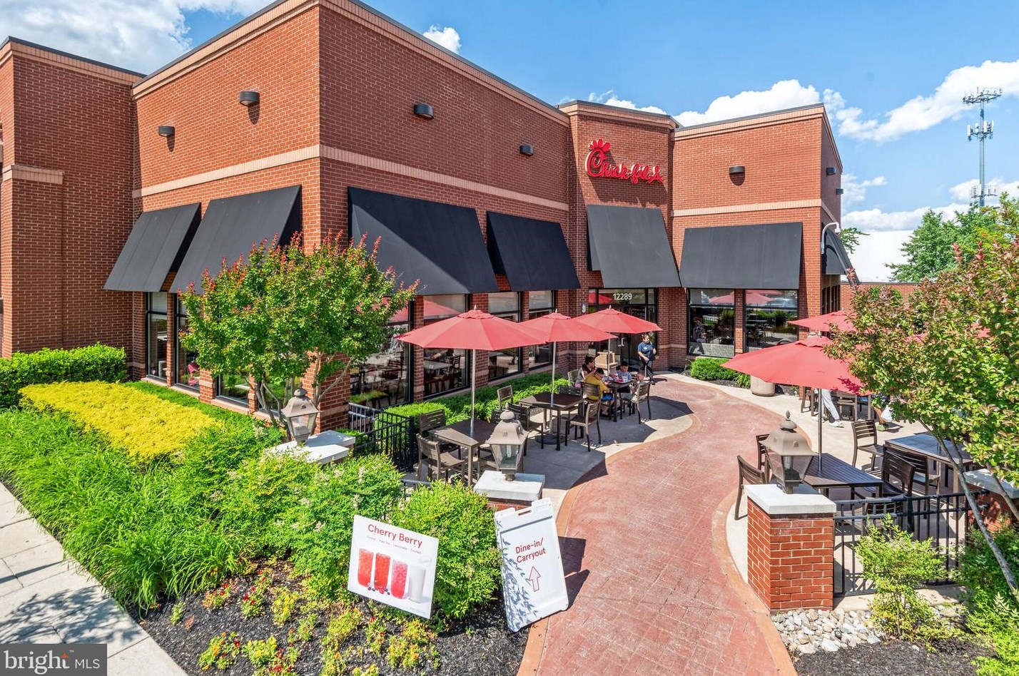 2041 Featherwood St, Silver Spring MD 20904-6637 exterior