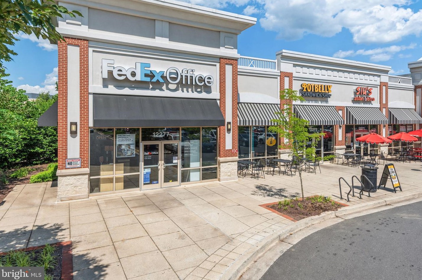 2041 Featherwood St, Silver Spring MD 20904-6637 exterior