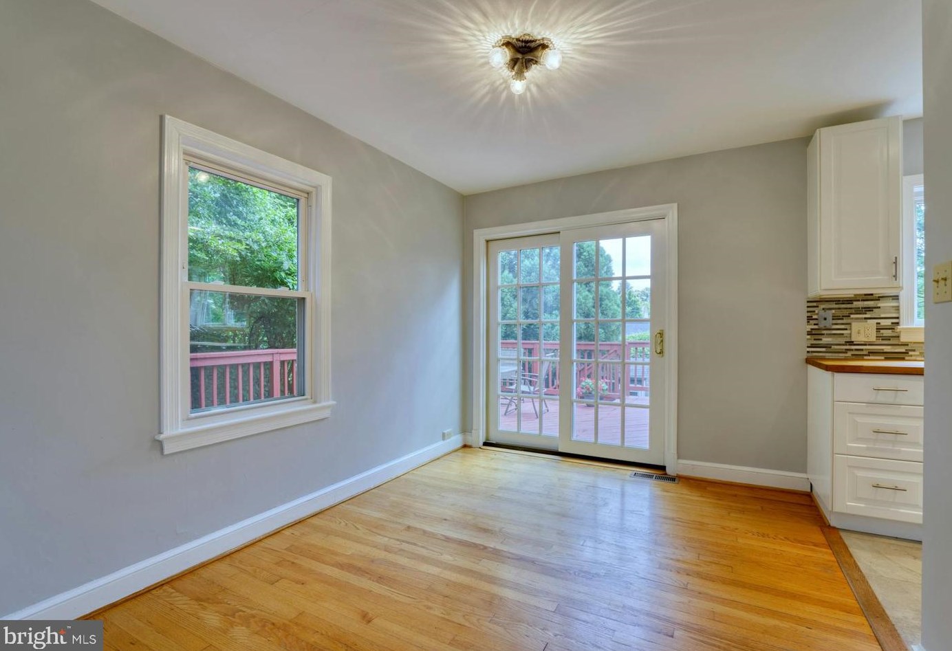 9925 Markham St, Silver Spring MD 20901-2233 exterior