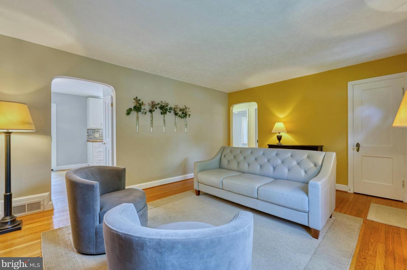 9925 Markham St, Silver Spring MD 20901-2233 exterior