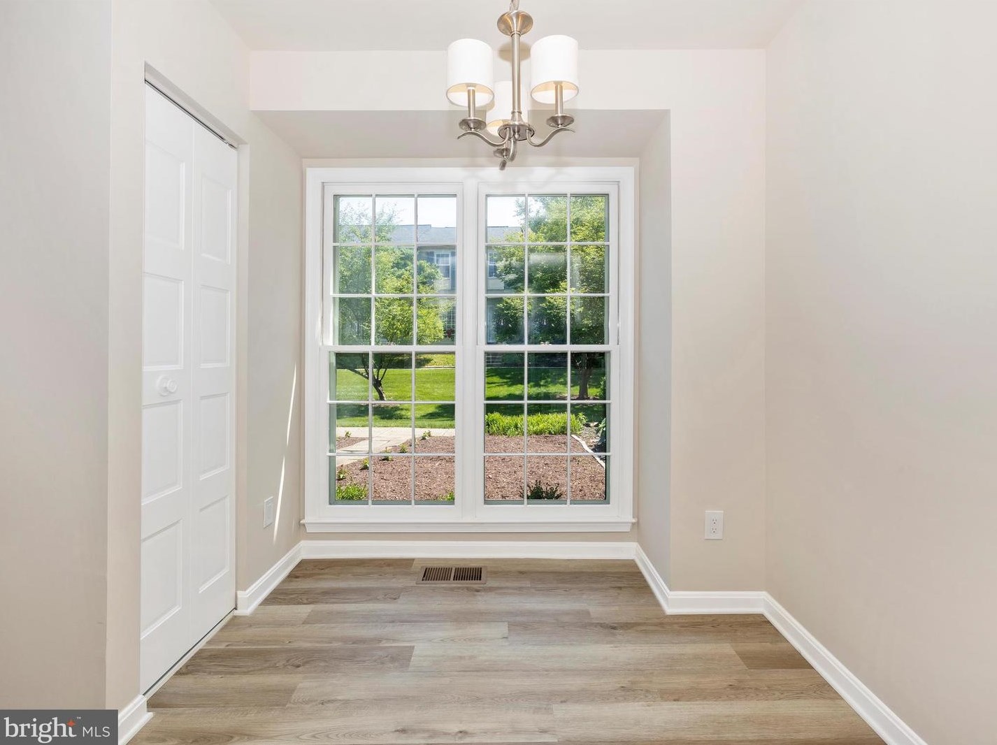 9332 Bremerton Way, Gaithersburg MD 20886-1419 exterior