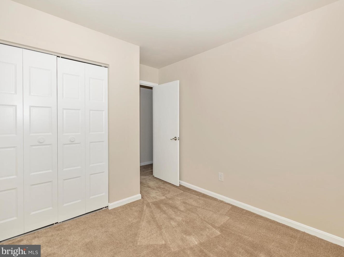 9332 Bremerton Way, Gaithersburg MD 20886-1419 exterior