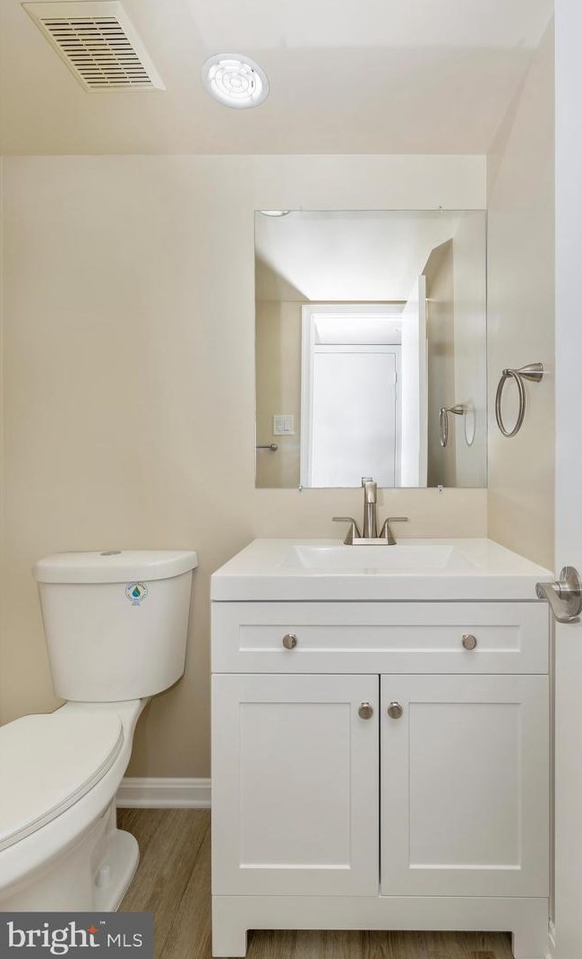 9332 Bremerton Way, Gaithersburg MD 20886-1419 exterior