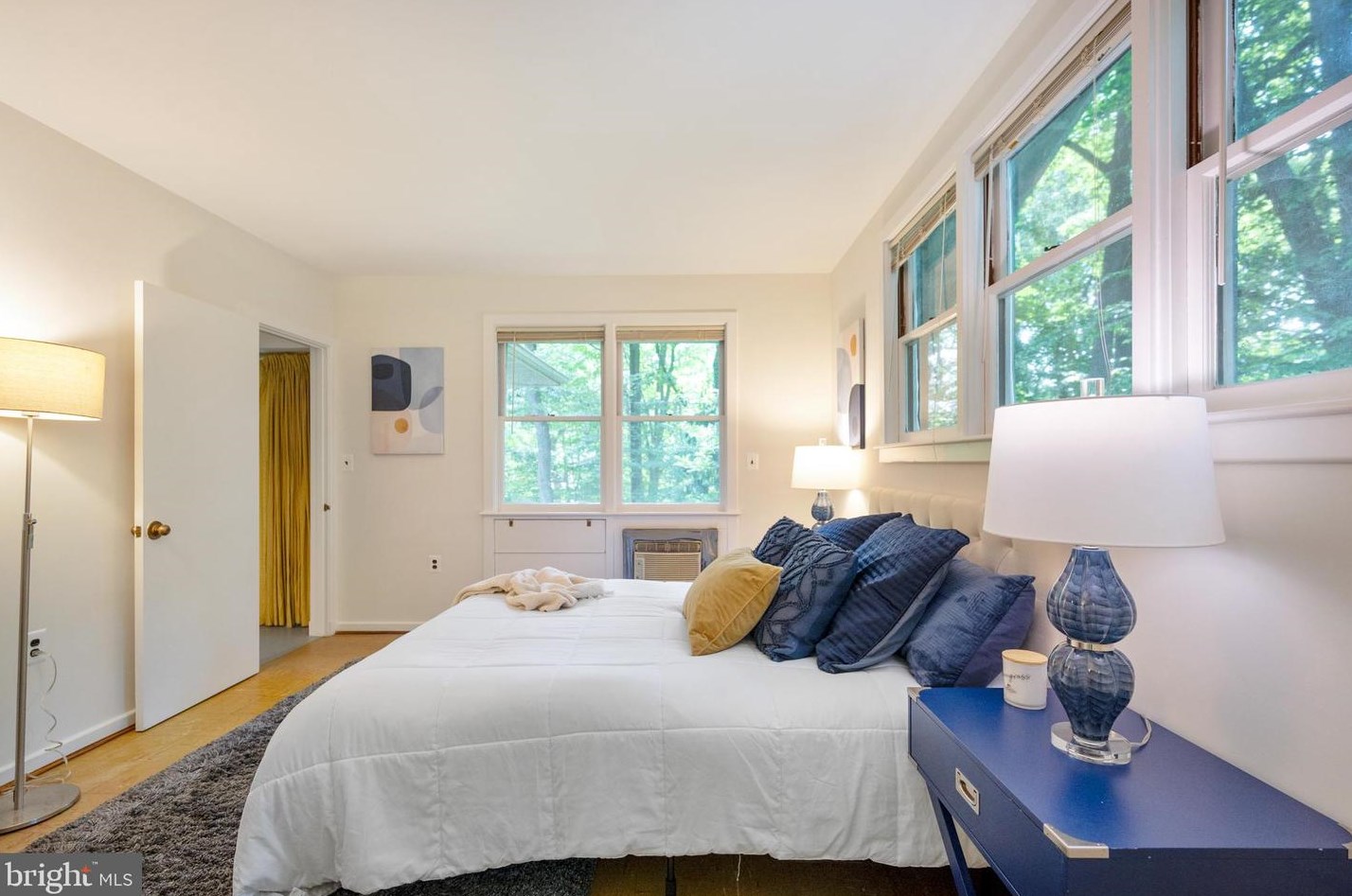 7320 Glenside Dr, Silver Spring MD 20912-7327 exterior