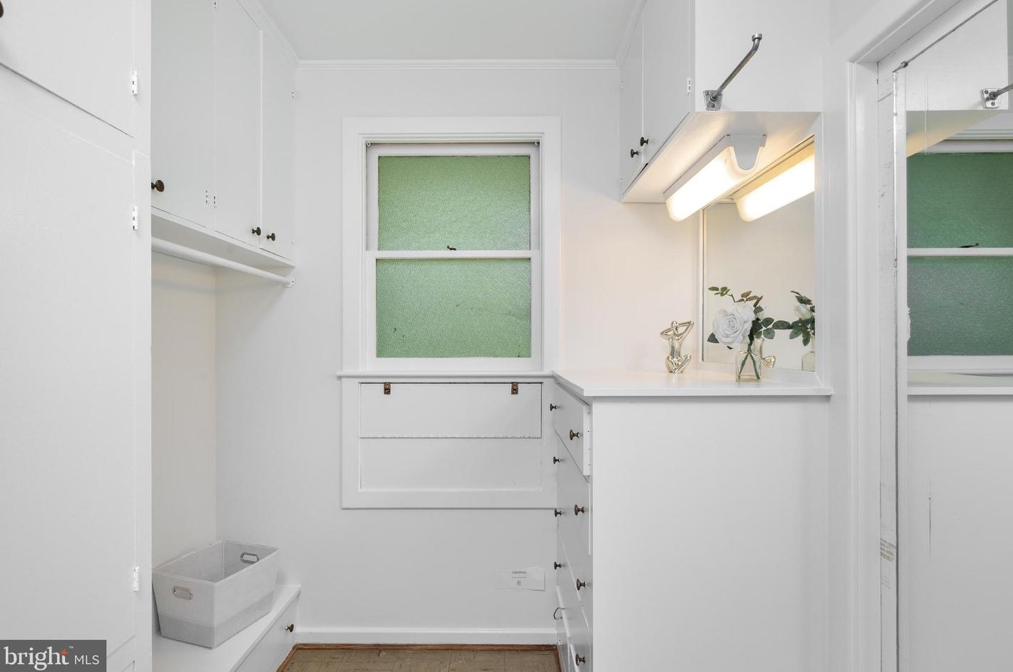 7320 Glenside Dr, Silver Spring MD 20912-7327 exterior