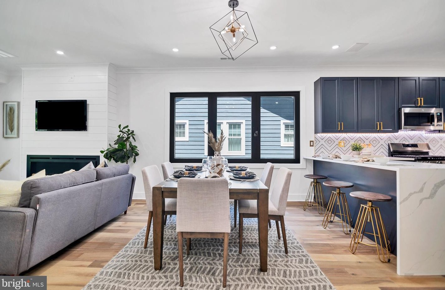 6725 Eastern Ave, Silver Spring MD  20912-4425 exterior