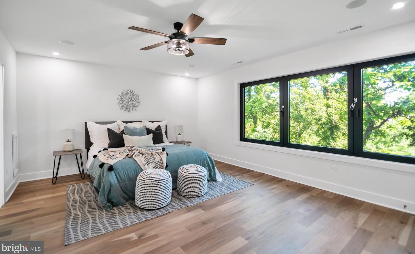 6725 Eastern Ave, Silver Spring MD  20912-4425 exterior