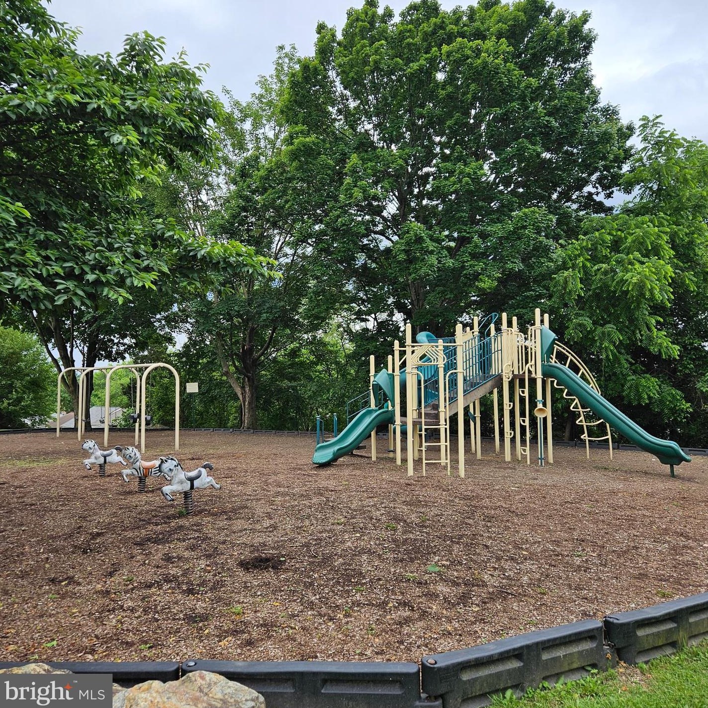 41 Orch Dr, Gaithersburg MD 20878-2222 exterior