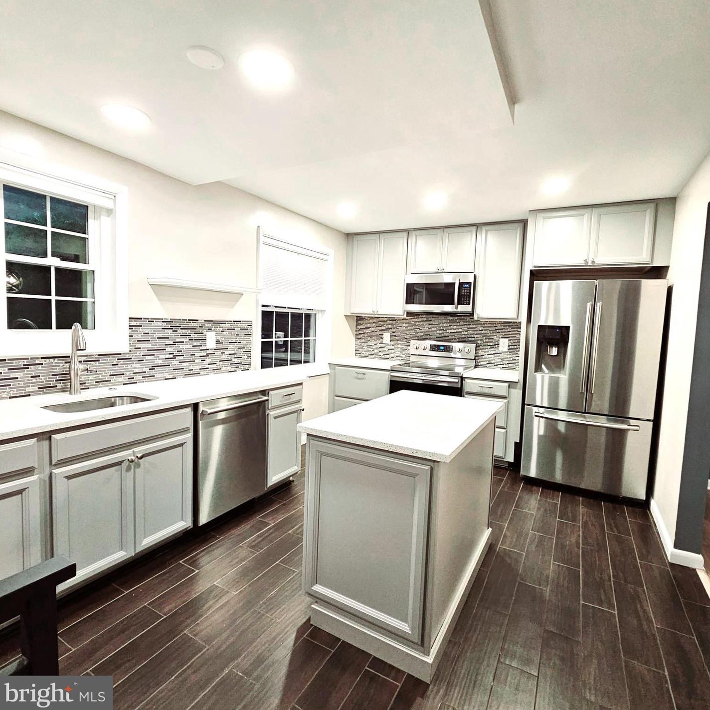 41 Orch Dr, Gaithersburg MD 20878-2222 exterior