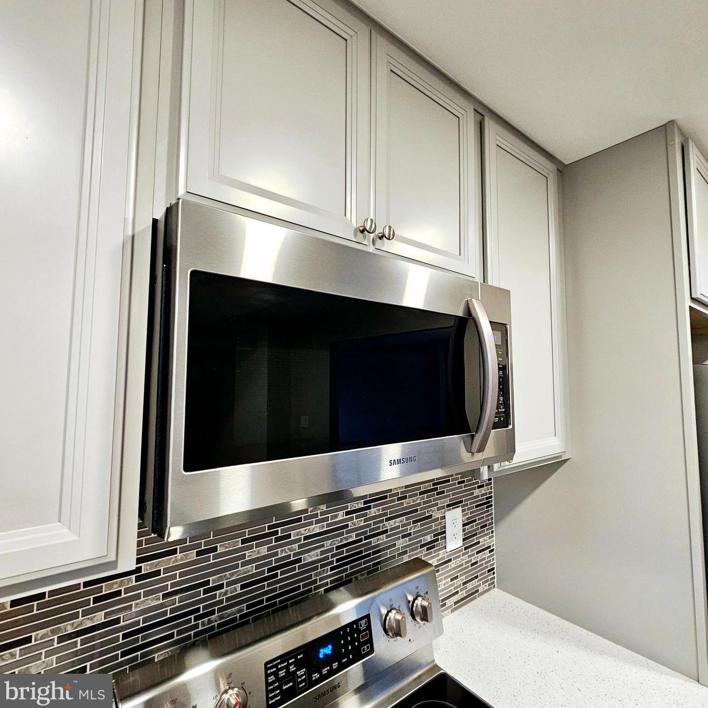 41 Orch Dr, Gaithersburg MD 20878-2222 exterior