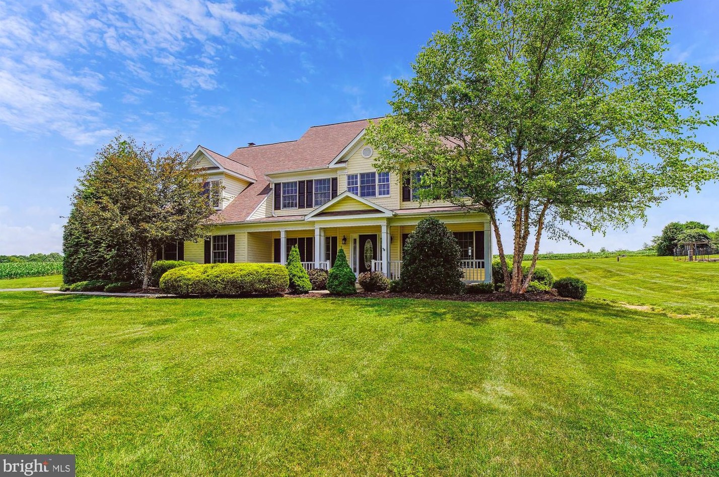 7421 Damascus Rd, Gaithersburg MD  20882-3301 exterior