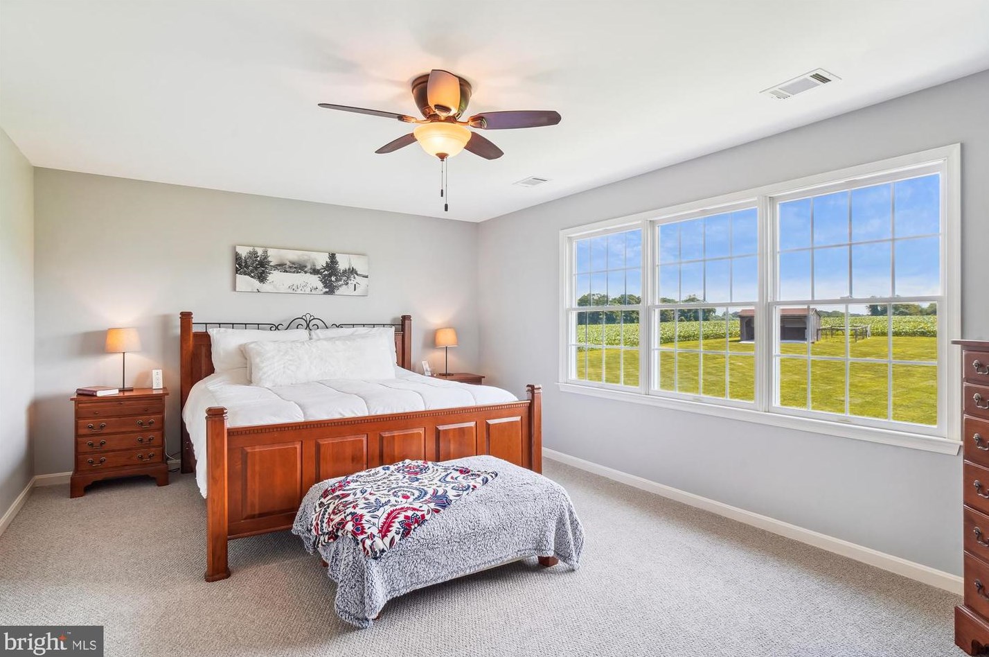 7421 Damascus Rd, Gaithersburg MD  20882-3301 exterior