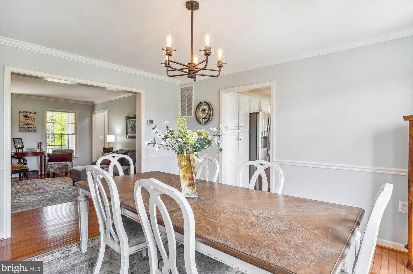 7421 Damascus Rd, Gaithersburg MD  20882-3301 exterior