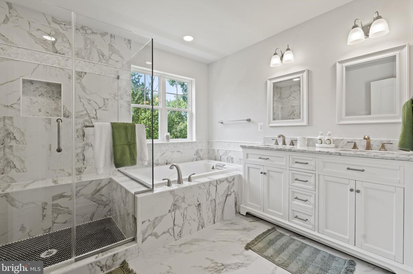 2317 Nees Ln, Silver Spring MD 20905-4545 exterior