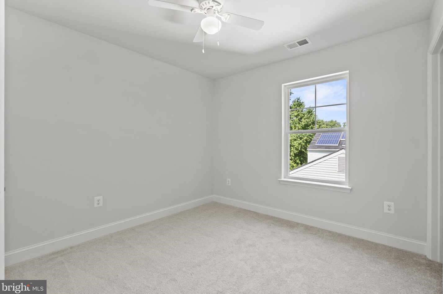 2317 Nees Ln, Silver Spring MD 20905-4545 exterior