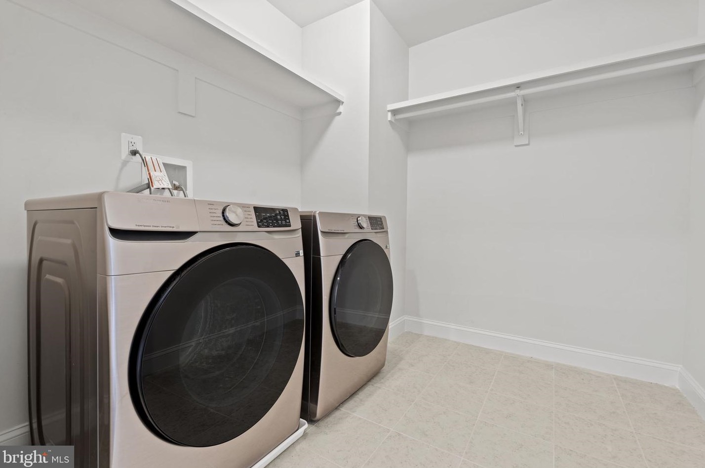 2317 Nees Ln, Silver Spring MD 20905-4545 exterior