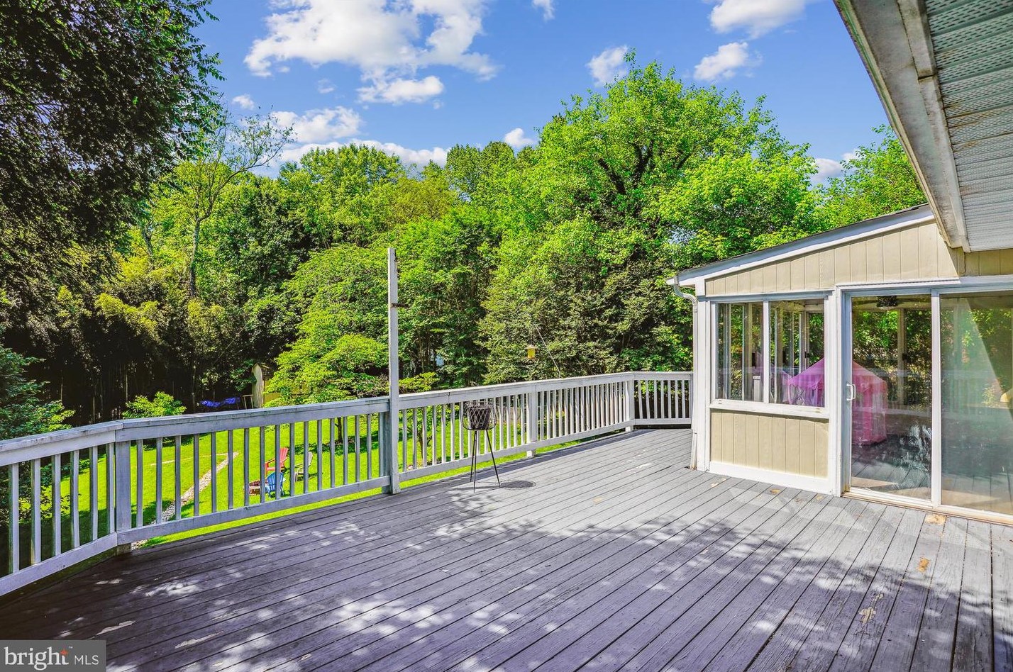 1213 Ednor Rd, Silver Spring MD 20905-5136 exterior