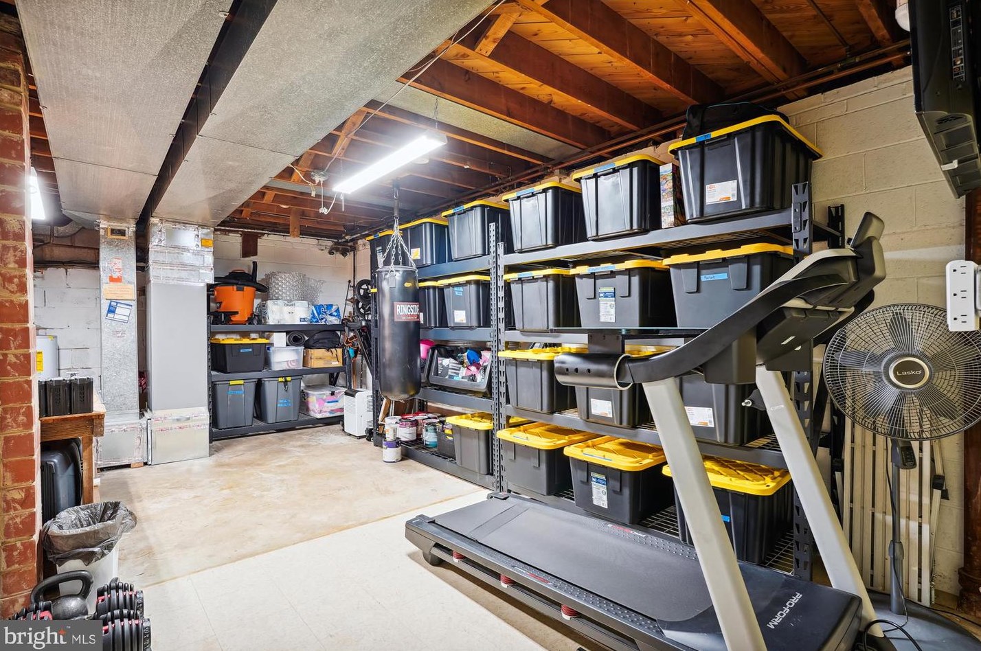 1213 Ednor Rd, Silver Spring MD 20905-5136 exterior