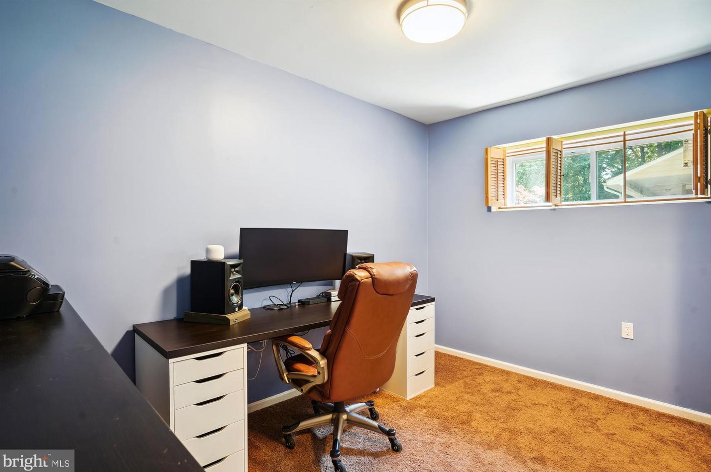 1213 Ednor Rd, Silver Spring MD 20905-5136 exterior