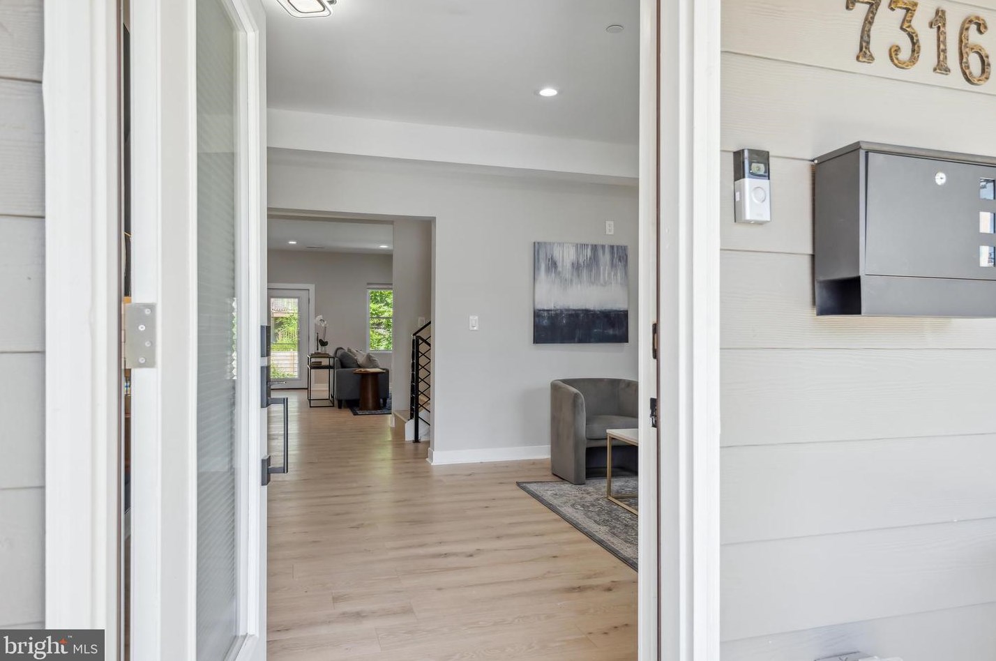 7316 New Hampshire Ave, Silver Spring MD 20905-5625 exterior