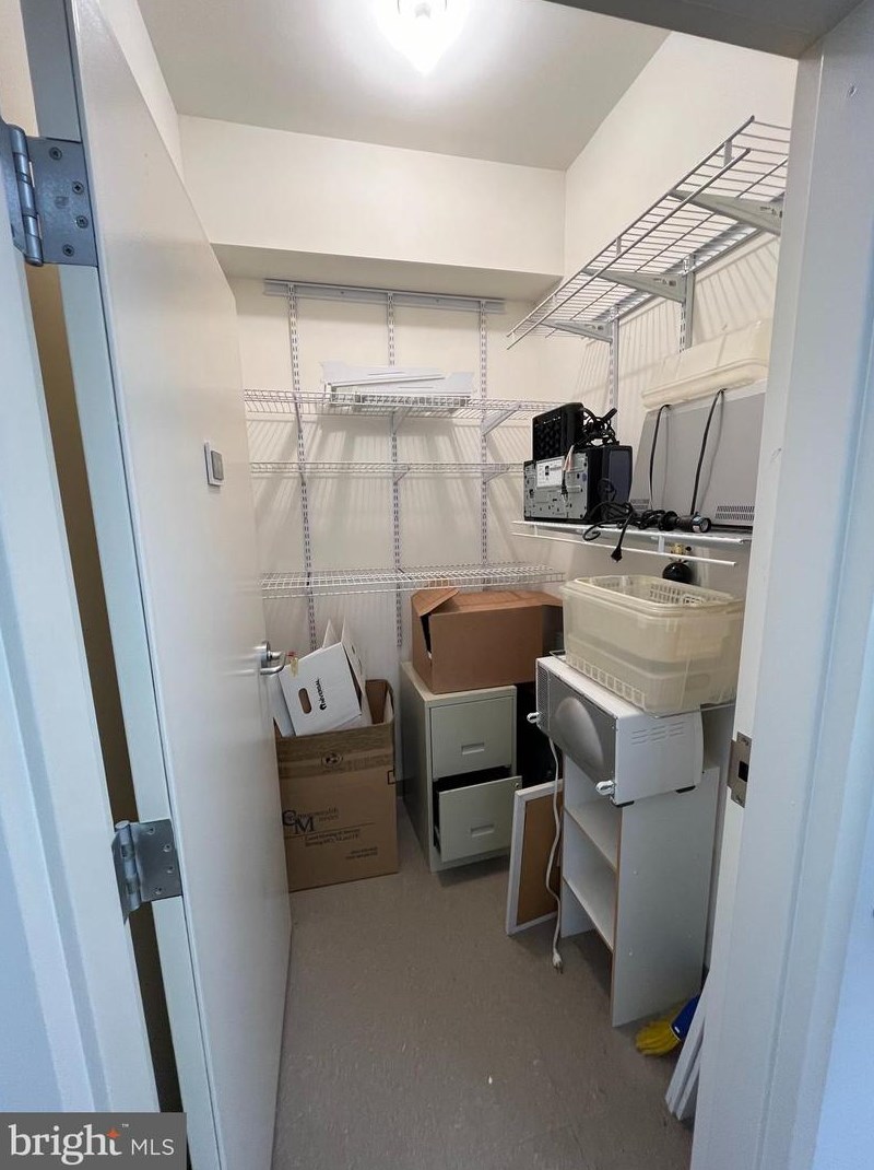 310 High Gables Dr, Gaithersburg MD 20878-7423 exterior