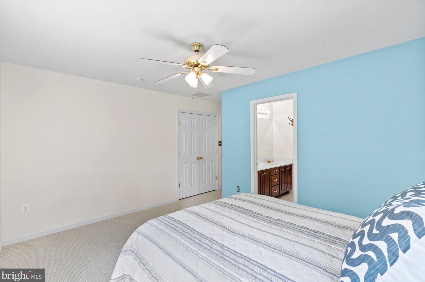 21046 Woodfield Rd, Gaithersburg MD 20882-1203 exterior