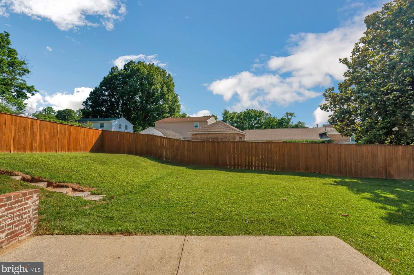 1 Appleby Ct, Silver Spring MD exterior