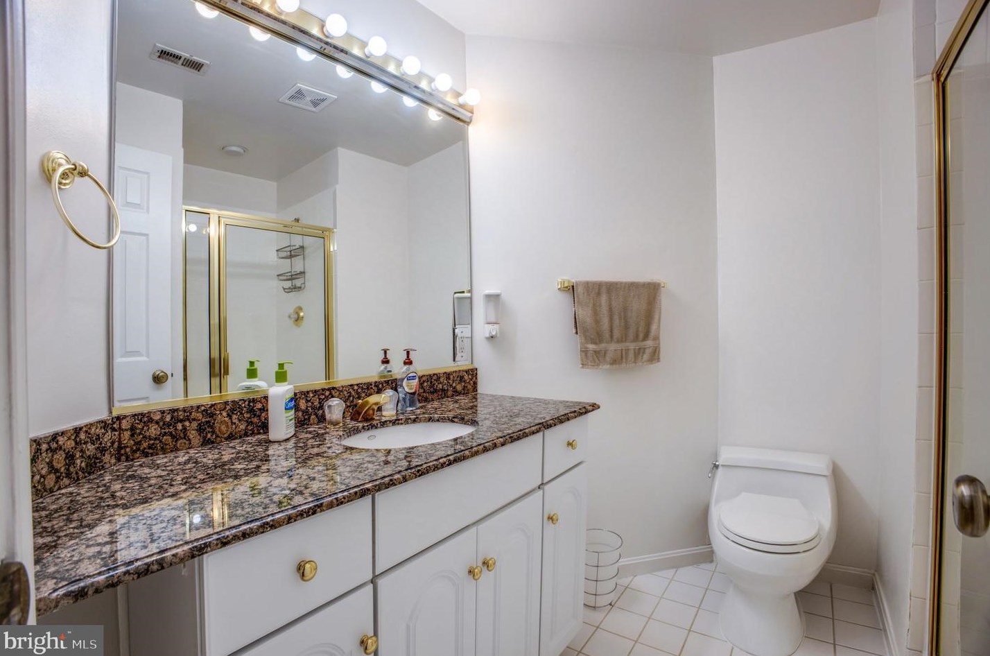 433 Bonifant Rd, Silver Spring MD 20905-5950 exterior